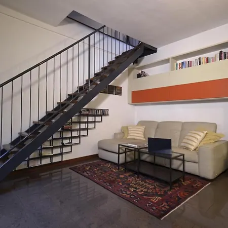 Cenisio - Corso Sempione Accogliente Mansarda Di Design Apartamento